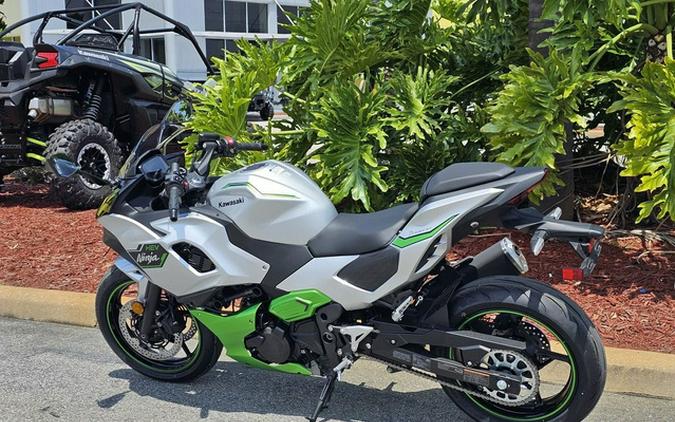 2024 Kawasaki Ninja 7 Hybrid ABS