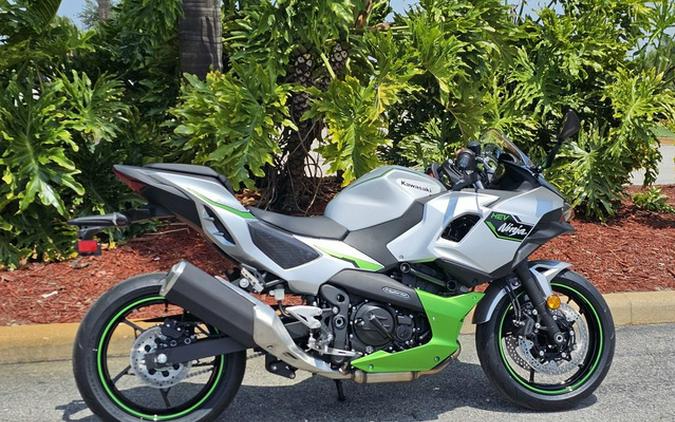 2024 Kawasaki Ninja 7 Hybrid ABS