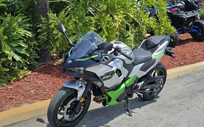 2024 Kawasaki Ninja 7 Hybrid ABS