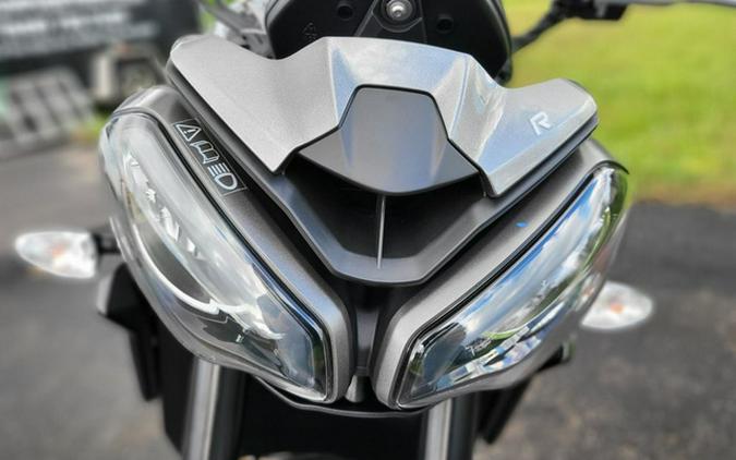 2024 Triumph Street Triple 765 R Silver Ice REET TRIPLE R