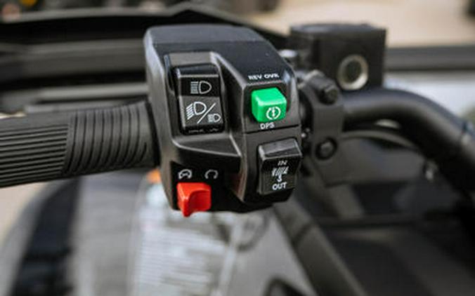 2026 Can-Am® Outlander MAX Backcountry