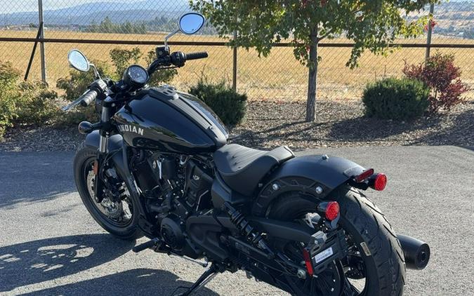 2025 Indian Scout Sixty Bobber Black Metallic