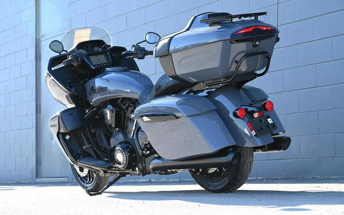 2024 Indian Motorcycle® Pursuit® Dark Horse® with PowerBand Audio Package Stealth Gray