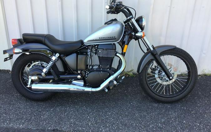 2018 Suzuki Boulevard S40