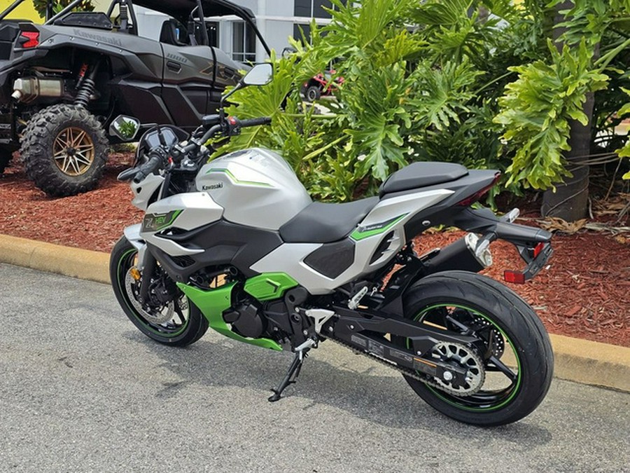 2024 Kawasaki Z7 Hybrid ABS