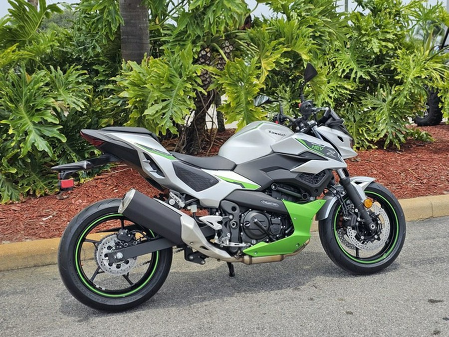 2024 Kawasaki Z7 Hybrid ABS