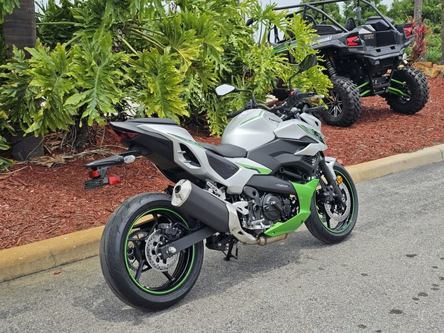 2024 Kawasaki Z7 Hybrid ABS