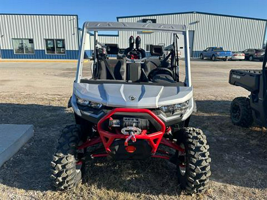 2024 Can-Am Defender X MR