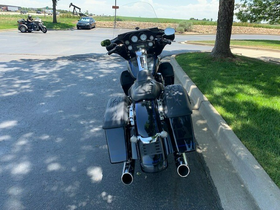 2013 Harley-Davidson Street Glide Midnight Pearl