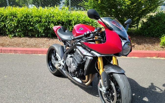 2022 Triumph Speed Triple 1200 RR Red Hopper Storm Grey