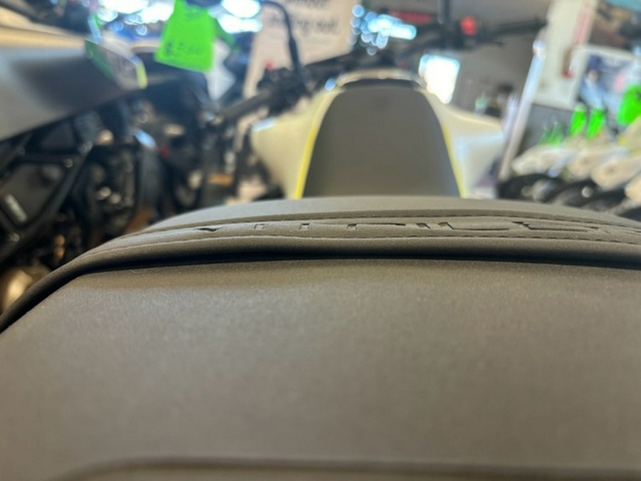 2024 Husqvarna Motorcycles VITPILEN 401