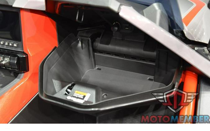2026 Slingshot R Manual Radiant Gray with Indy Red Pearl