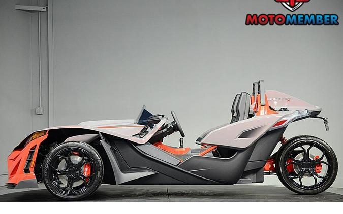 2026 Slingshot R Manual Radiant Gray with Indy Red Pearl