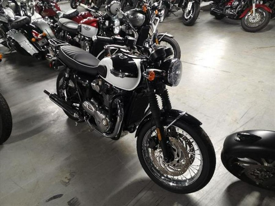 2017 Triumph Bonneville T120 Jet Black