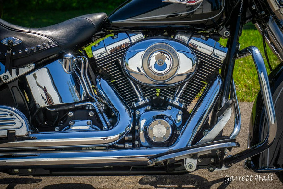 2010 Harley-Davidson® FLSTC - Heritage Softail® Classic