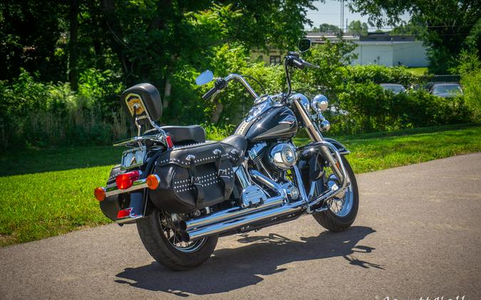 2010 Harley-Davidson® FLSTC - Heritage Softail® Classic