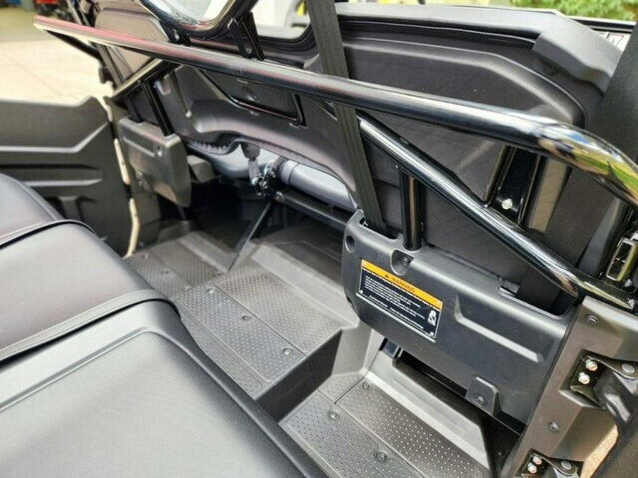 2025 Honda Pioneer 1000-6 Crew Deluxe