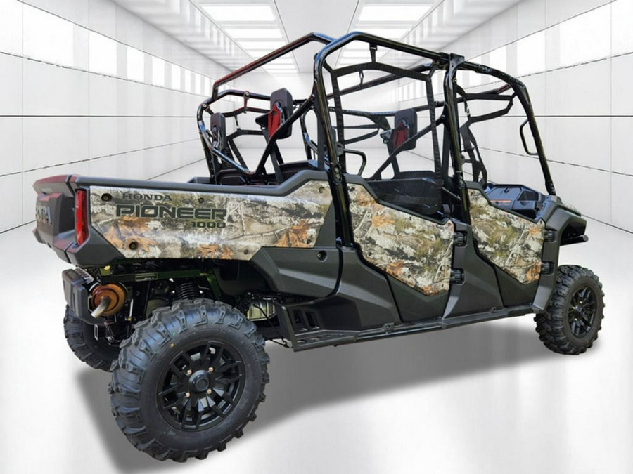 2025 Honda Pioneer 1000-6 Crew Deluxe