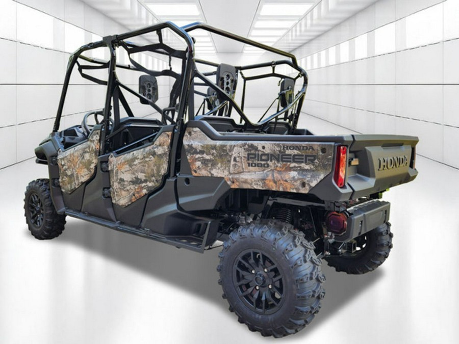 2025 Honda Pioneer 1000-6 Crew Deluxe