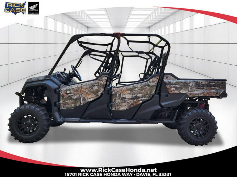 2025 Honda Pioneer 1000-6 Crew Deluxe