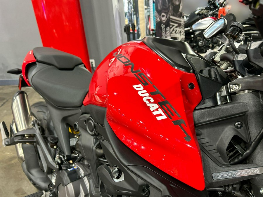2024 Ducati Monster