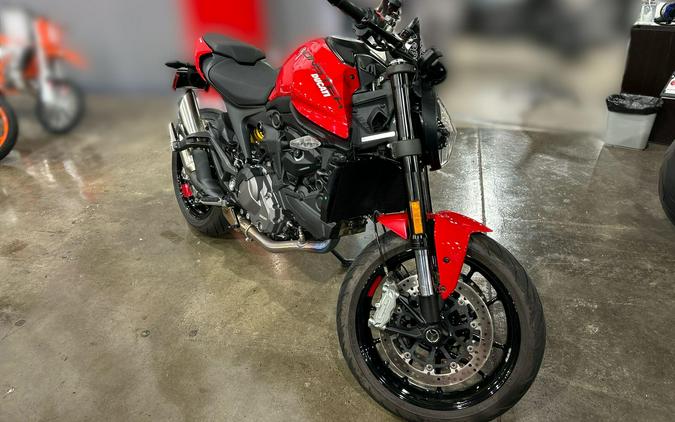 2024 Ducati Monster