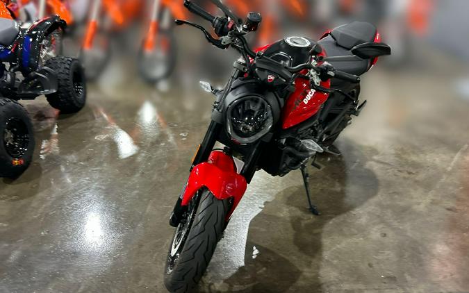 2024 Ducati Monster