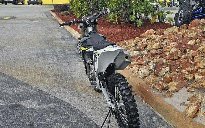 2025 Triumph TF 450-RC Edition Jet Black/Pure White 450-RC Edition