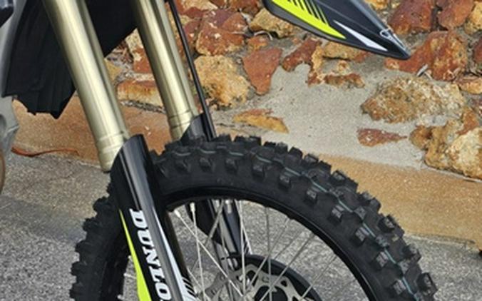 2025 Triumph TF 450-RC Edition Jet Black/Pure White 450-RC Edition