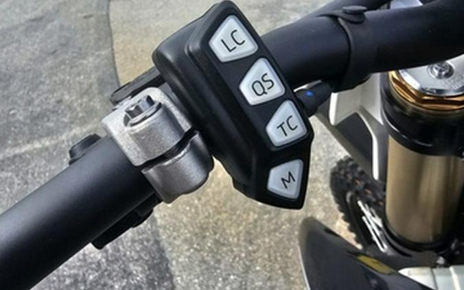 2025 Triumph TF 450-RC Edition Jet Black/Pure White 450-RC Edition