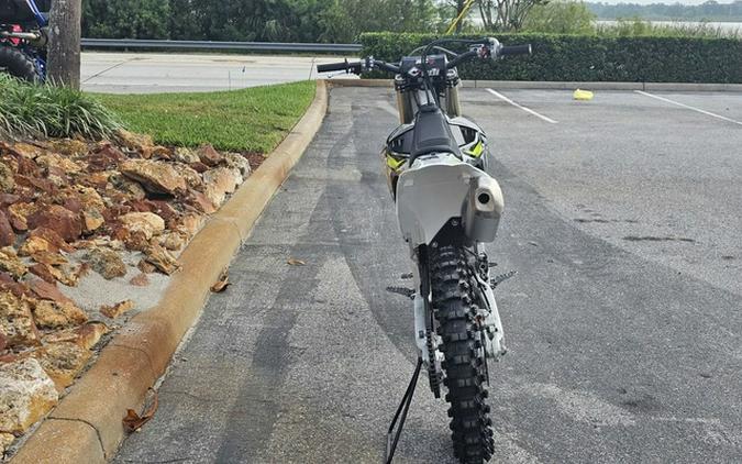 2025 Triumph TF 450-RC Edition Jet Black/Pure White 450-RC Edition