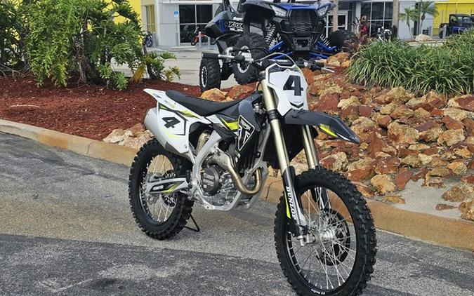 2025 Triumph TF 450-RC Edition Jet Black/Pure White 450-RC Edition