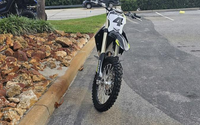 2025 Triumph TF 450-RC Edition Jet Black/Pure White 450-RC Edition