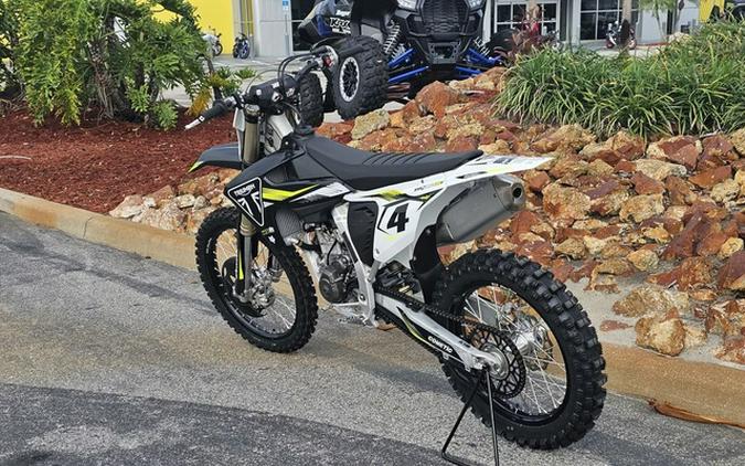 2025 Triumph TF 450-RC Edition Jet Black/Pure White 450-RC Edition