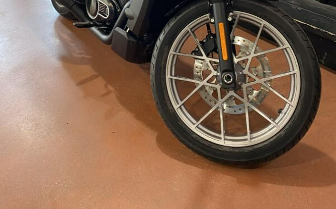 RH975S 2026 Nightster Special