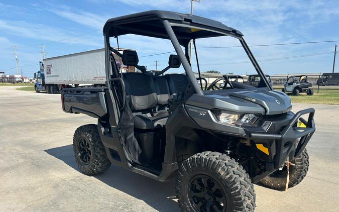 2024 Can-Am Defender XT HD9