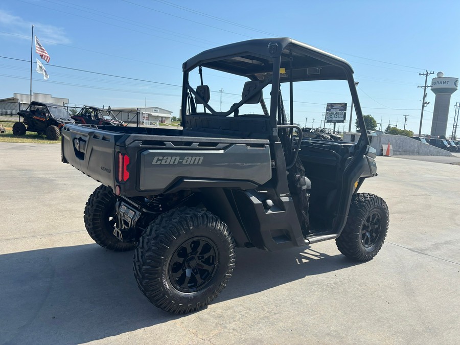 2024 Can-Am Defender XT HD9