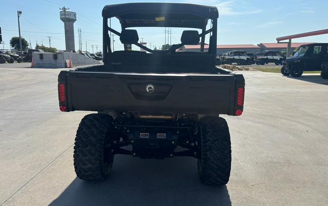 2024 Can-Am Defender XT HD9
