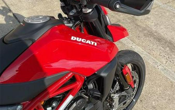 2023 Ducati Hypermotard 950 Ducati Red