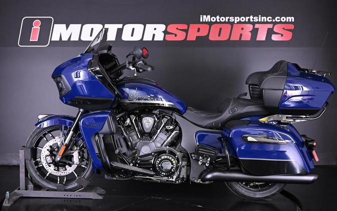 2024 Indian Motorcycle® Pursuit® Dark Horse® with PowerBand Audio Package Springfield Blue