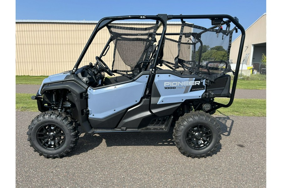 2024 Honda Pioneer 1000-5 Deluxe