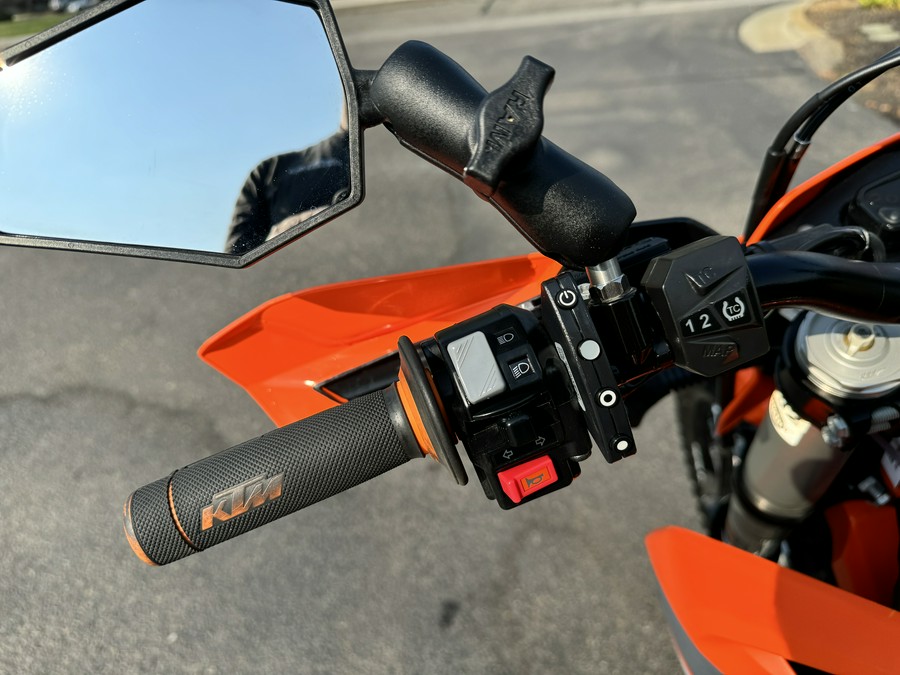 2022 KTM 690 ENDURO R