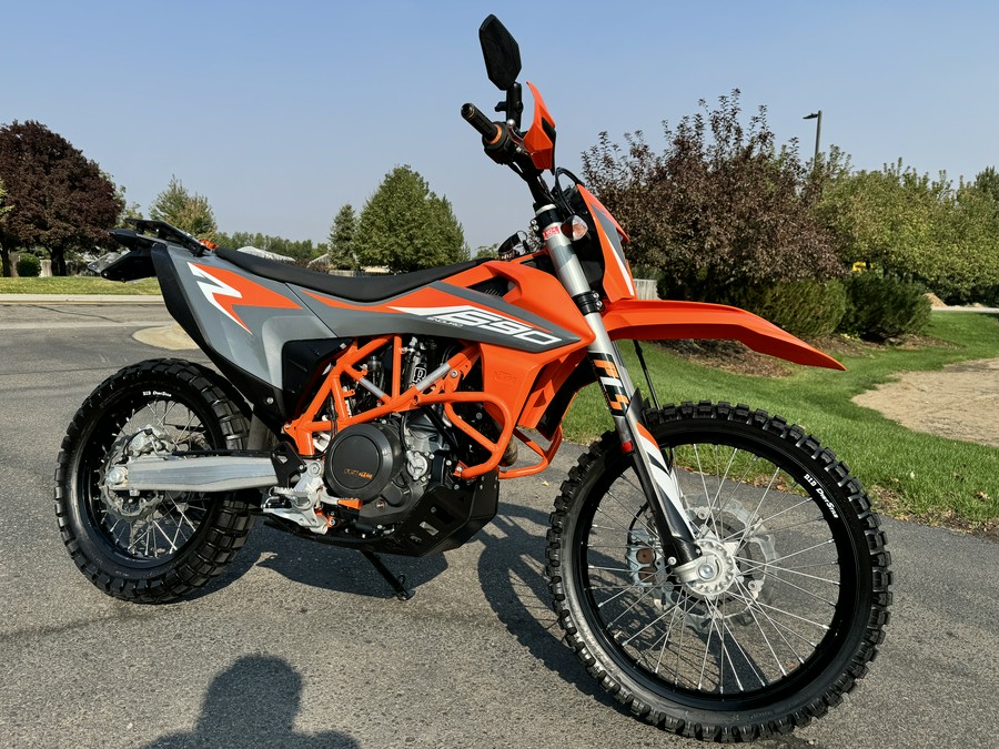 2022 KTM 690 ENDURO R