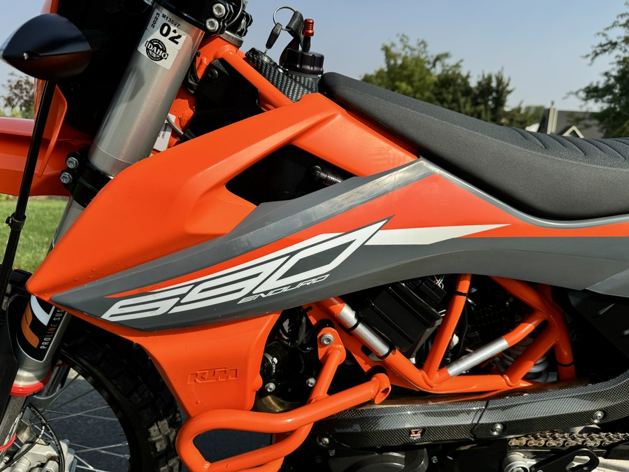 2022 KTM 690 ENDURO R