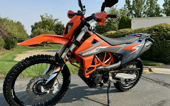 2022 KTM 690 ENDURO R