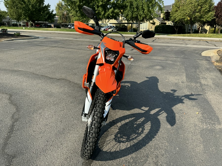 2022 KTM 690 ENDURO R