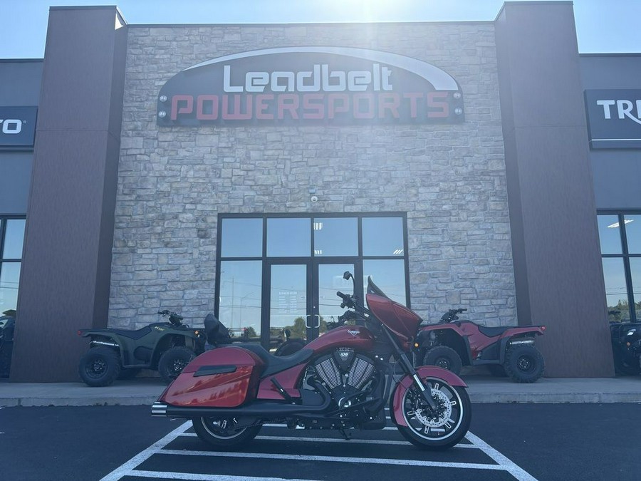 2017 Victory Motorcycles® Cross Country® Gloss Black