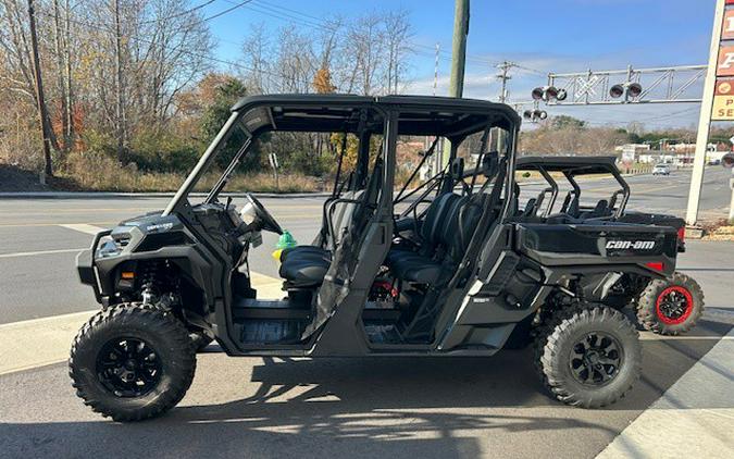 2026 Can-Am SSV DEF MAX XT 65 HD11 BK HB 26 XT HD11
