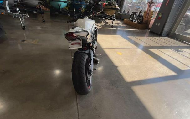 2024 Triumph STREET TRIPLE 675 R