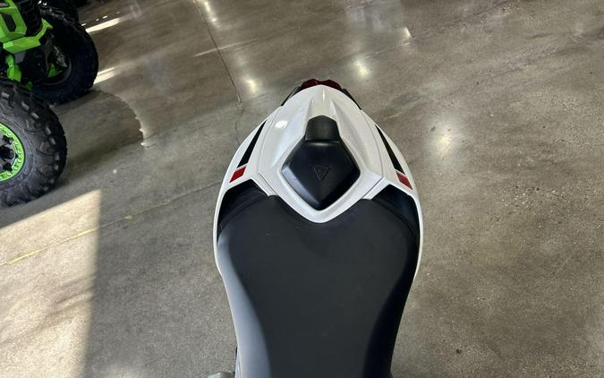 2024 Triumph STREET TRIPLE 675 R